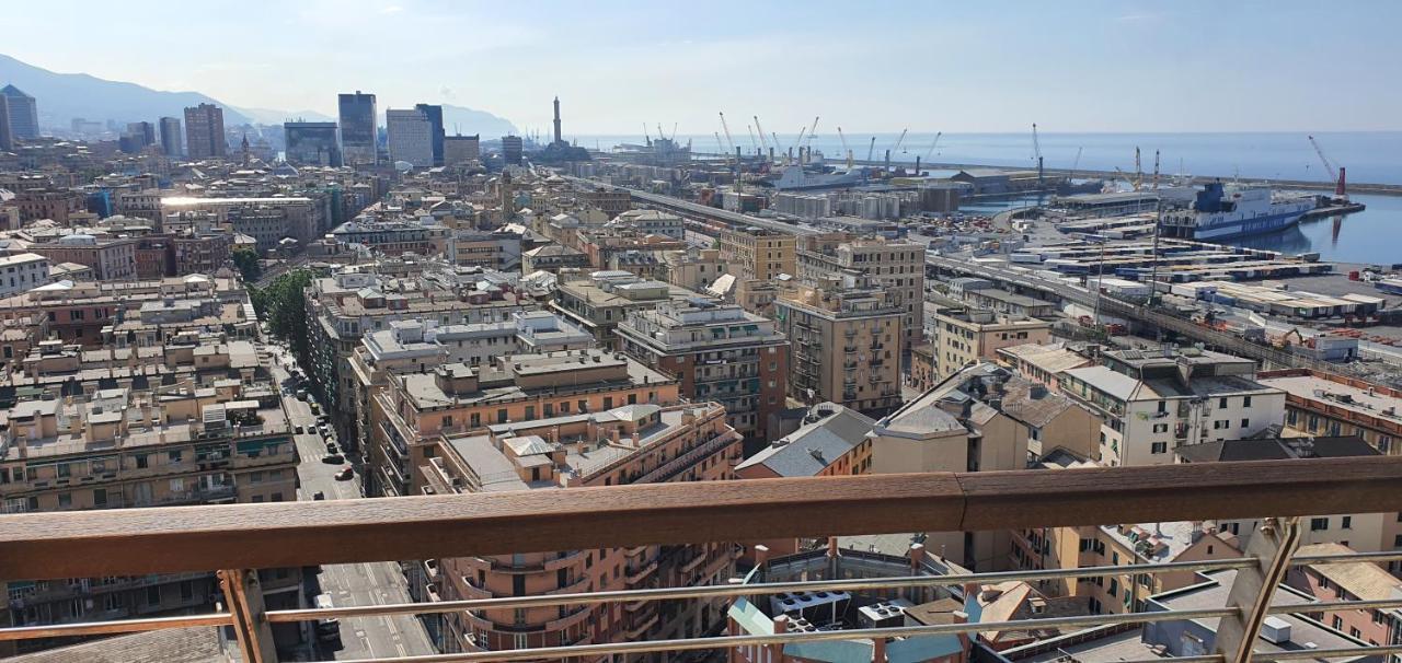 Апартаменты Attico Con Vista Su Genova Экстерьер фото