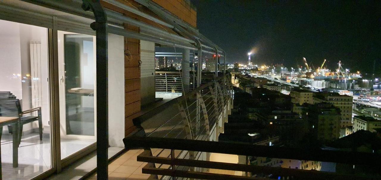 Апартаменты Attico Con Vista Su Genova Экстерьер фото