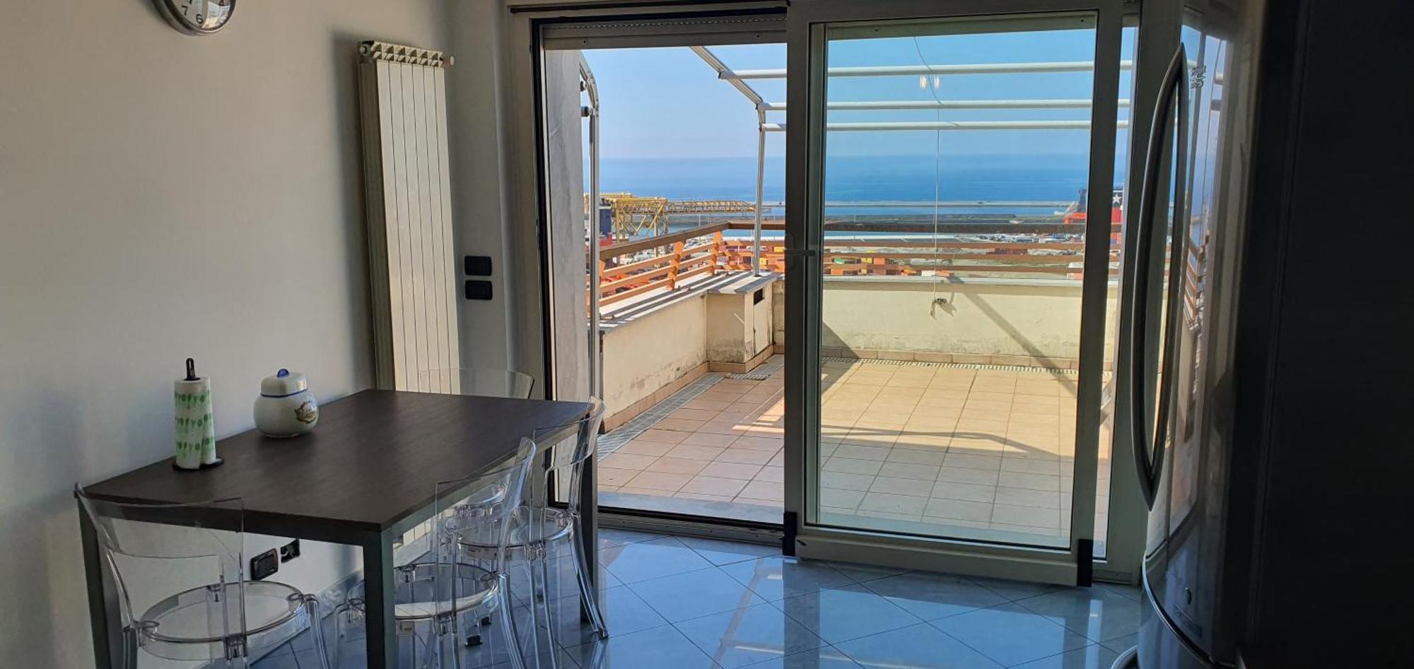 Апартаменты Attico Con Vista Su Genova Экстерьер фото